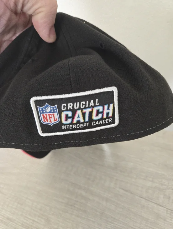 NWT Philadelphia Eagles Crucial Catch New Era 39THIRTY NFL Small Medium - Picture 5 of 5